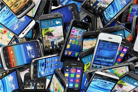 خرید و فروش گوشی های تلفن همراه در بازار تهران متوقف شده است
