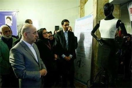 ساخت نخستین روبات مانکن ایرانی توسط پژوهشگران دانشگاه شریف