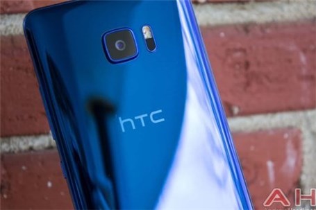 HTC U۱۱ بهتر از HTC ۱۰ و M۹ فروش می‌رود