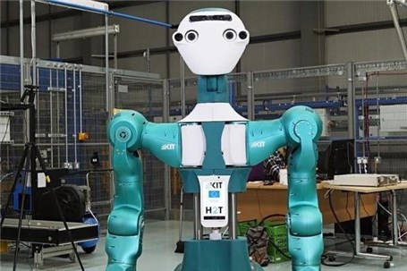 این ربات به تکنسین های انبار کمک می کند
