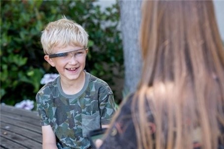 کمک به کودکان اوتیسم با عینک واقعیت افزوده گوگل