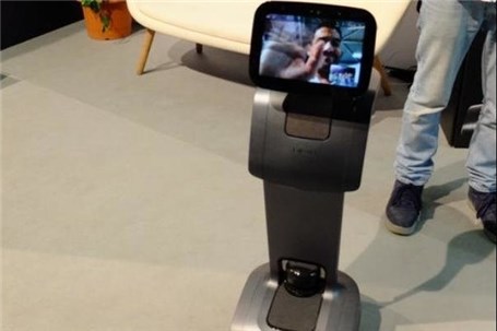 ربات شخصی که کاربر را تعقیب می کند و تماس ویدئویی می گیرد!