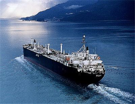 واردات روزانه 27میلیون لیتر بنزین و گازوئیل