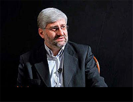 دفاع نماینده تبریز از واگذاری شرکت‌ها به شبه دولتی‌ها