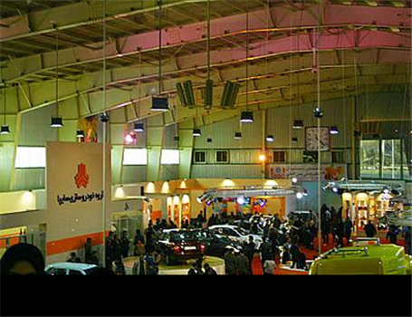 مخالفت با نحوه خصوصی سازی خودروسازان