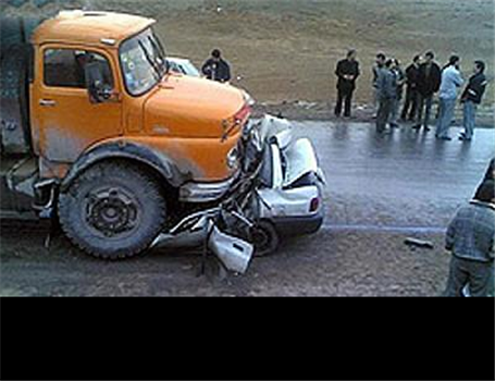 137 کشته و مجروح حاصل تصادفات دیروز