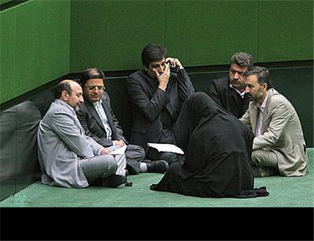 کاهش تعرفه خودرو به قانونی مجزا نیاز دارد