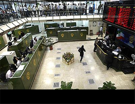 معامله ایران خودرو هیچ مشکلی ندارد