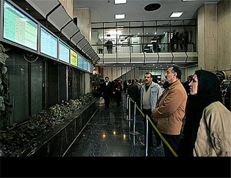 آماده سازی زمینه عرضه بلوک 18 درصدی ایران‌خودرو برای امروز