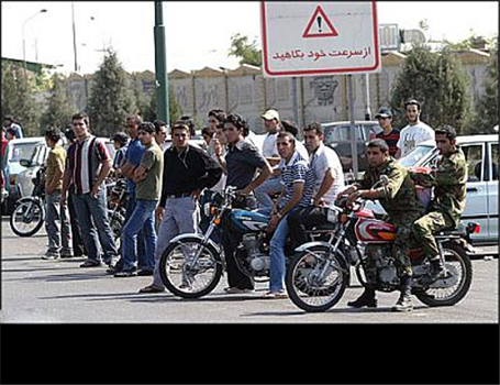 انتقال موتورسیکلت‌های با پلاک غیرمجاز به پارکینگ