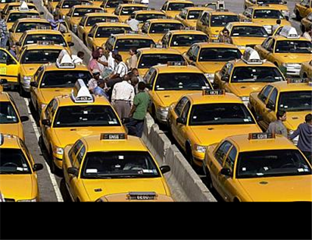 تاکسی‌های پایتخت تحت پوشش امدادخودرو قرار می‌گیرند