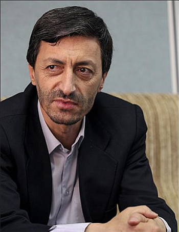 باید از دولت پرسید که چرا معامله ایران خودرو را بهم زد