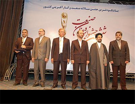 وانت دیزل زامیاد، برترین محصول سال شد