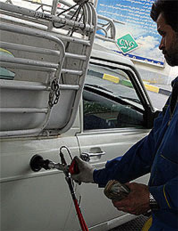 واگذاری مجوز احداث و توسعه کارگاه‌های تبدیل به  خودروسازی ها