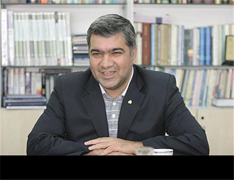 فرزاد نشان برکنار نشد؛ رفت