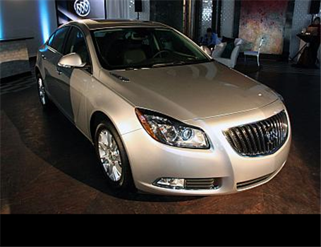 رونمایی از بیوک جدید Regal eAssist (گزارش تصویری)