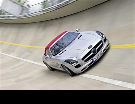 تصاویر تازه از SLS AMG Roadster
