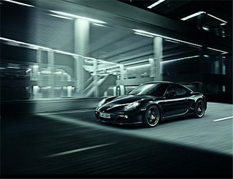 پورشه Cayman S Black را ارایه می.کند
