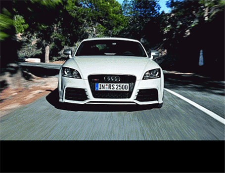 آئودی 2012  TT RS خودرویی تحسین برانگیز