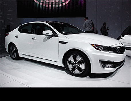کیا Optima هیبریدی لوکس و استثنایی