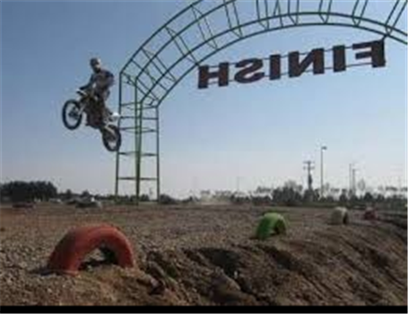 نخستین مسابقات سراسری موتور کراس در تاکستان برگزار می‌شود