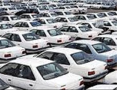 رکود در بازار خودرو و کاهش ۱۰ درصدی قیمت خودروهای خارجی