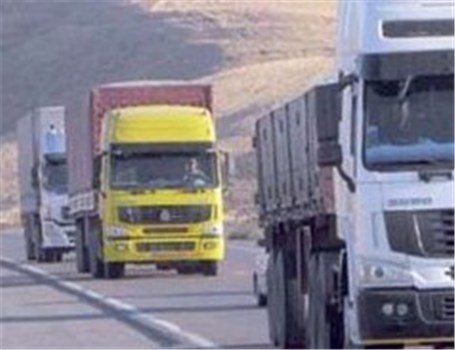 ورود کامیون‌های عراقی برای انجام صادرات به مرز پرویزخان