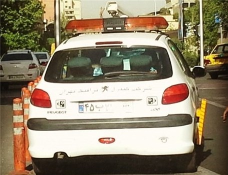 ماشین پلیس‌های دوربین‌دار در تهران چه می‌کنند؟