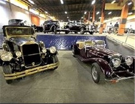 نمایش سوئیچ های طلایی در موزه خودروهای اختصاصی نیاوران