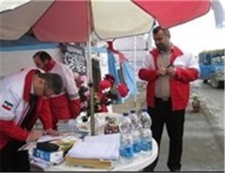 20 گروه راهدار در محورهای استان قزوین به مسافران خدمات رسانی می کنند