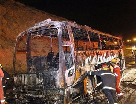 حریق اتوبوس مسافری در مشهد