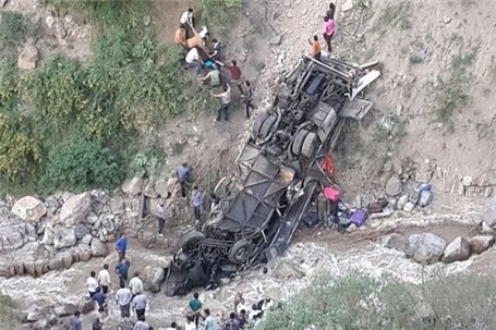 واژگونی اتوبوس مسافران عراقی در سمنان