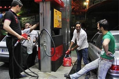 هدر رفت ۱.۸ میلیارد تومان بنزین در ترافیک روزانه تهران