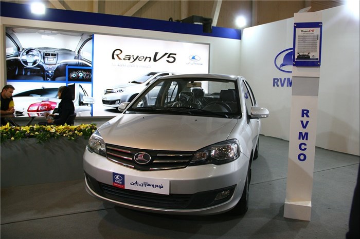 پایگاه اطلاع رسانی عصر خودرو - معرفی v۵ ، نخستین محصول اختصاصی خودروسازان  راین به بهانه معرفی در نمایشگاه خودرو شیراز