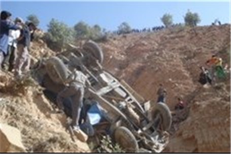 4 کشته و مصدوم بر اثر سقوط وانت نیسان به دره در دیشموک