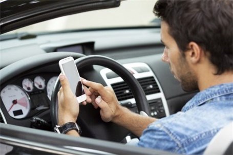 افزایش تعداد مراجعان به اینترنت هنگام رانندگی با خودرو