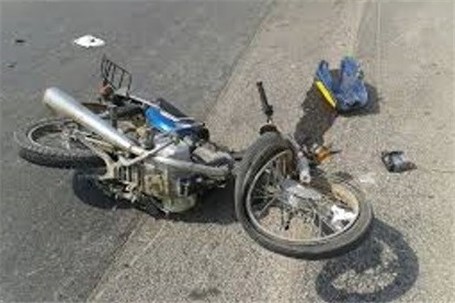 برخورد خودرو و موتورسیکلت در همدان یک کشته و ۲ زخمی برجای گذاشت