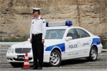 مأموران پلیس راه همچنان در محورهای شرق استان تهران مستقر هستند
