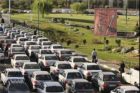ترافیک در باند شمالی آزاداره تهران - کرج - قزوین سنگین است