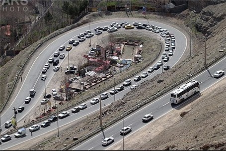 ترافیک جاده کرج-چالوس کماکان سنگین است