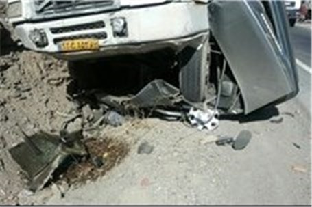 واژگونی مرگبار وانت در بزرگراه تهران - قم