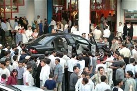 نمایش محصولات ایران خودرو در نمایشگاه مشهد