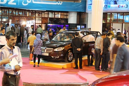 روایت تصویری دومین روز نمایشگاه خودرو مشهد