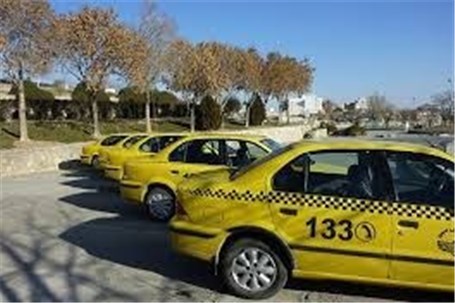 آغاز طرح کنترل و نظارت بر تاکسی‌های شهر همدان