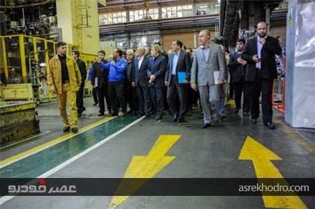گزارش تصویری از بازدید وزیر صنعت و معدن و رییس سازمان برنامه و بودجه از خط تولید ایران خودرو