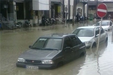 کندی تردد در بوشهر به علت آبگرفتگی معابر