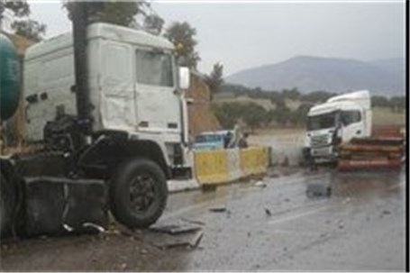 سوانح رانندگی در آذربایجان شرقی دو فوتی و۱۱مصدوم برجاگذاشت
