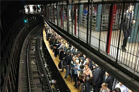 کثیف ترین مترو دنیا