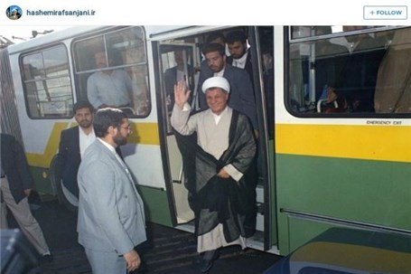 عکس هاشمی رفسنجانی در اتوبوس شرکت واحد