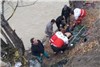 پیکر 5 نفر از مفقودان سانحه سقوط مینی‌بوس به رودخانه پیدا شد